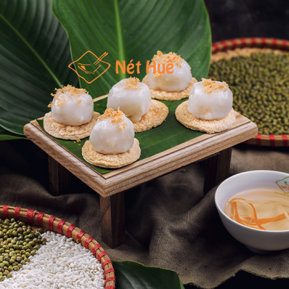 Ram it cake with mung bean and shrimp